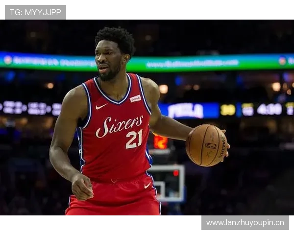 恩戈洛·坎特近期中场防守表现稳健解析