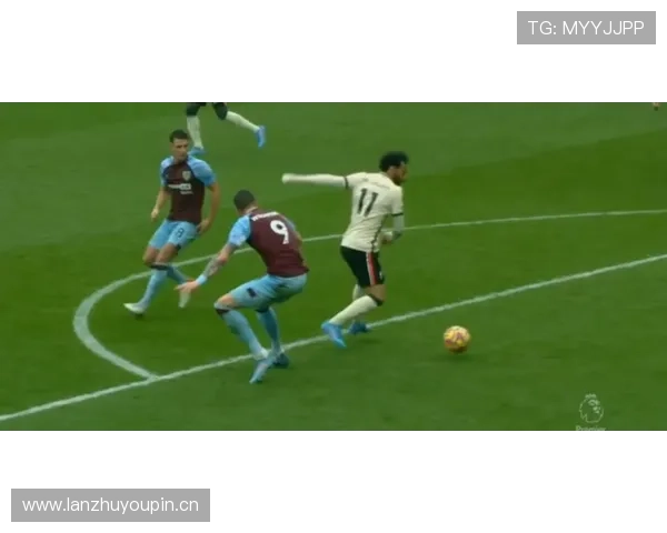 塞维利亚管理层动荡,球队运营及赛季表现受到持续影响 塞维利亚管理层动荡,球队运营及赛季表现受到持续影响