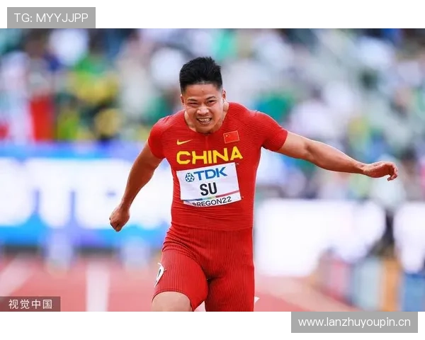 苏炳添买了啥鞋，明星都抢着穿？这生活细节酸了我一夜