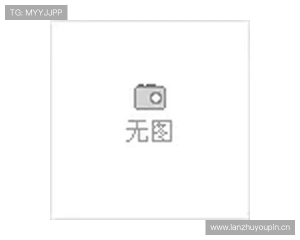 看到斯蒂芬·库里家里那厨房我直接无语，台面比我车还贵