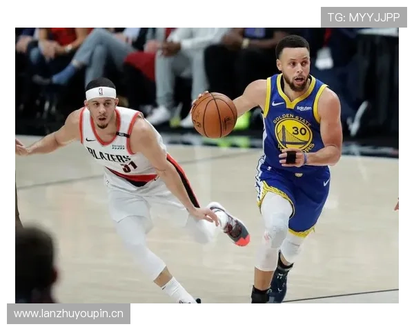 斯蒂芬·卡斯尔无球跑动提升防守效率明显优于队友